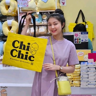 BethShine115613's profile picture. what do you think? what do. you want? money? 💔
