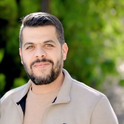 اذا كنت تمتلك أُم فحافظ عليها، فوالله لن تستطيع العيش بسلام عندما تفقدها💔.