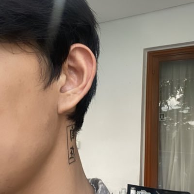 ImanTR_'s profile picture. Je suis perdu et aliéné 🦋