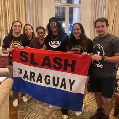 First and Official site for fans of Slash in Paraguay •Primera Cuenta y Oficial para Fans de Slash en Paraguay! Since 2011. @Slash is following us 22/01/2013!!!