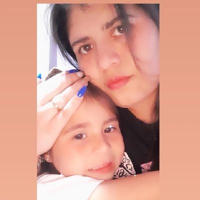 Nunca llamaría error a alguien que un día me hizo feliz♡ 
Mamá de una Hermosa princesa😍