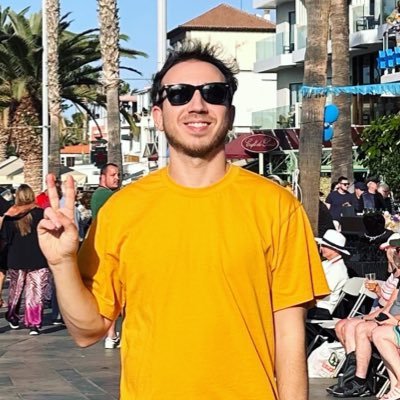 fabdurso's profile picture. Passionate software developer, traveler, and sports lover. Creating cool products while exploring the globe.