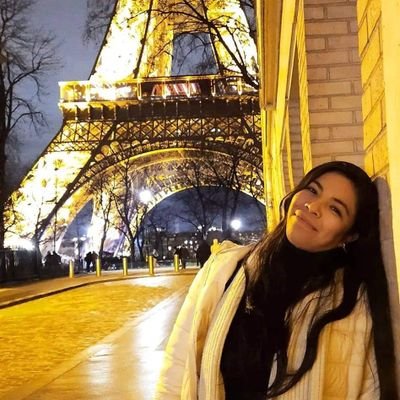 zonialexiii's profile picture. Ingeniera de la vida. No busques cuentos con final feliz,  busca ser feliz sin tanto cuento...