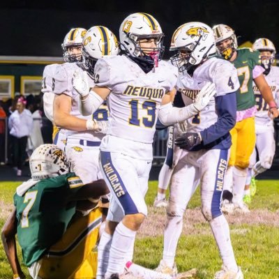 Neuqua Valley HS c/o 25🏈|ILB, OLB, SS| |6’0.5” 212lbs| |2023 All Conference| zschaefer1@icloud.com https://t.co/1oLTxewFaF