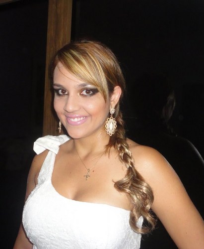 damilenecarla's profile picture. 