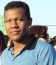 Alegre e extrovertido, adoro fazer novas amizades. Professor curtindo a minha profissão e a minha família.