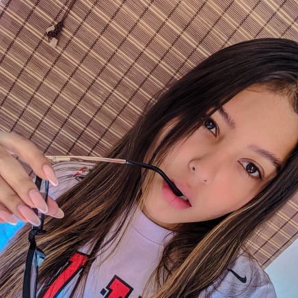 CarlaCo99211440's profile picture. ❤️‍🔥Vibra bonito y atraerás cosas bonitas.
❤️‍🩹Sanar, aprender,crecer y seguir. 
🌻Ámate mucho, eres lo más importante que tienes en tu vida.