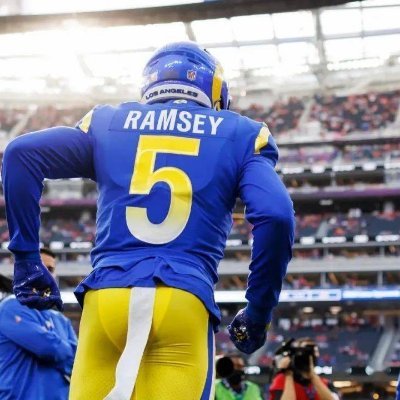 LindsayScripp41's profile picture. 