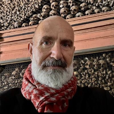 OEreks99320's profile picture. I believe in equality 🟰