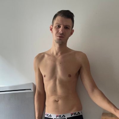 🏳️‍🌈18+ only 🔞 Adult content 🔞 🇫🇷 #french #gay #monstercock 🔥 https://t.co/xeDR51W5i6 Instagram : jeyryan_