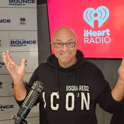Former BLUE CHECK/Intl
Awarded Radio/TV Host.
🎧 @iHeartRadioCA
22 BOUNCE Stations 🇨🇦
Pro Photog @TDFotodotca
INSTA & FB verified @tarzandan
NAP ADDICT