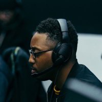 Plazement (@kierrez) 's Twitter Profile