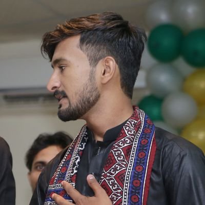 kambolakaro's profile picture. Chaiholic | Sindhi | Movie/Series Lover 
Loves to live in fairytales ツ