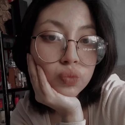 LunaSanabria123's profile picture. siempre hay que ser honestos en esta vida y en la que sigue....
