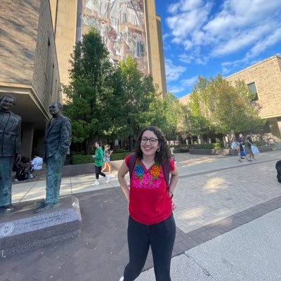 Double @bostoncollege @bcstm Eagle, Theology PhD student @NotreDame , de la frontera entre El Paso and Juárez (she/ella)