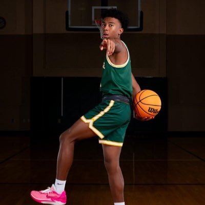 |Student Athlete🏀•Bishop Manogue Catholic High School| Combo Guard| Class of 2025|4.025 GPA|6’0ft 160lbs|AAU-Jam On It 17U|