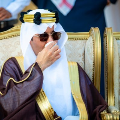 KhalafAlnahil's profile picture. وكيل رقيب سابق بالحرس الوطني وأكاديمي جامعي حاليًا، دكتوراه في اللغويات التطبيقية ومتابع لأمواج السياسة الدولية. شاعر شجاع أحيانًا وأخاف الوداع دائمًا