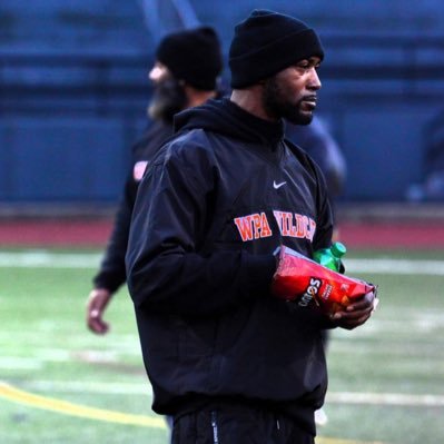 @cincybearcats Alumni! Semi Pro Asst Offensive Coordinator for the WPA Wildcatz, Father of @kylonwilson_ @srurockfb #PSAC #personaltrainer #drillztoskillz