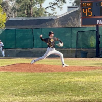 de Toledo, '27 // Presidential Service Award // National Honors Society // 3.7 GPA // (310) 880-1976 // RHP // 6-3, 195 lbs. // FB (89)-CH-Curve-Slider