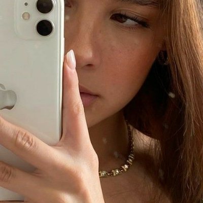 LaisRezei's profile picture. 