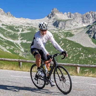 LetnarVinko's profile picture. Vzpon na Col d'Izoard: 
https://t.co/RNySmDwB7d