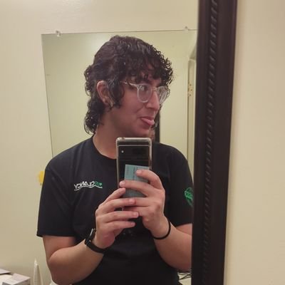 River
31 | they/them | 18+ mdni | 💖💜💙 | ACAB | IATSE Lighting Technician | card games | video game