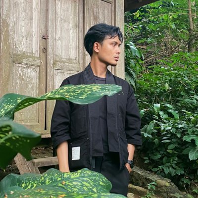 fajrinmunaf's profile picture. let this be a reminder that we’re here only for a brief moment