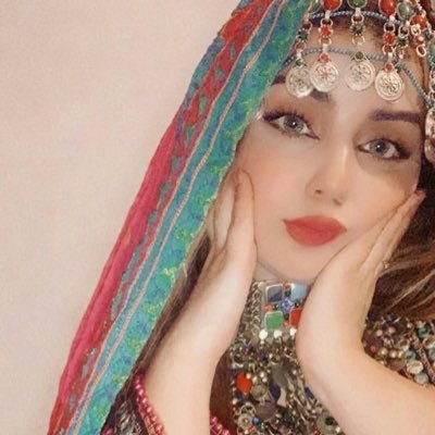 han_zainab_01's profile picture. ✨ Creating my own sunshine in a world of clouds ⛅️ pukhtana🤌🏽