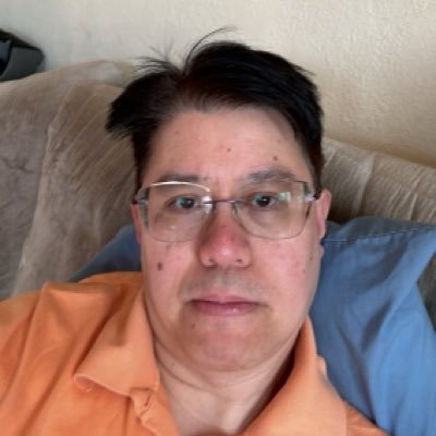 RoehlCinco's profile picture. 