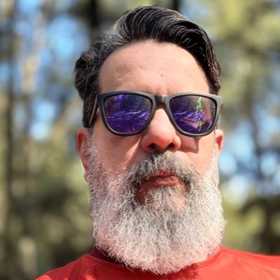 gfueyo's profile picture. Todos los tweets son robados, por lo que no representan mi opinión personal ni la posición de la empresa. Parodia.