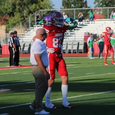 Jourdanton High School | c/o 2025 | 6’7 ft | 240lbs | 🏈TE-OL | 5.0 40yd | 3.2GPA |