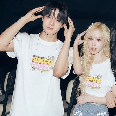 gorjenous_423's profile picture. be quiet please!