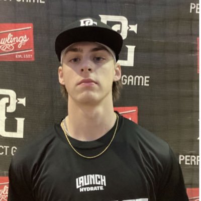 6’0 180 lb C/3B || onsted HS || motor city hit dogs scout team 17u || 1.85  pop time 78 C velo || 96 EV || 517-260-7895📞