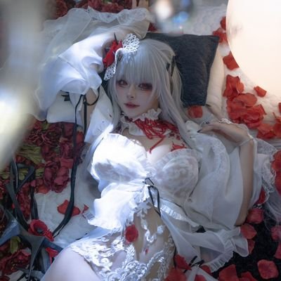 x87723261's profile picture.