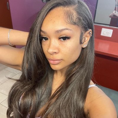 trinaa2youuhoes's profile picture. 😻😽