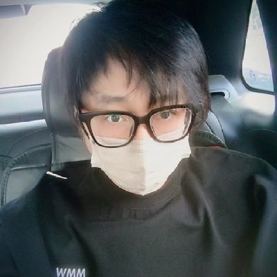 ZYong20068's profile picture. -ENTJ | 铲屎官 | 轻度厌蠢症

-痴迷和田玉，对中国传统文化有偏爱

-文化能回流，就一定能出海

-生来就是历史，不谈政治