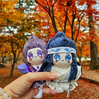 on Twitter because of 💛Mii2💚, ❤️WenZhou💙 and 💙XiCheng💜 🥰
Yahom 💚💛 StarMee 🌟
Shanren ❤💙
💜JiangCheng💜