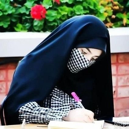 بینِ تکرارِ مکرارت؛ کمتر حسی پیدا میشه که حالِ خوب بههمراه داشته باشه.
شاهدِ اشکِ اندوه دیگران بودن خوشایند نیست اما شاهدِ اشک شوق بودن، لذتبخشترینه...