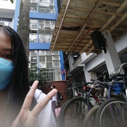 sandyyy0401's profile picture. Ang sakit pala magmahal