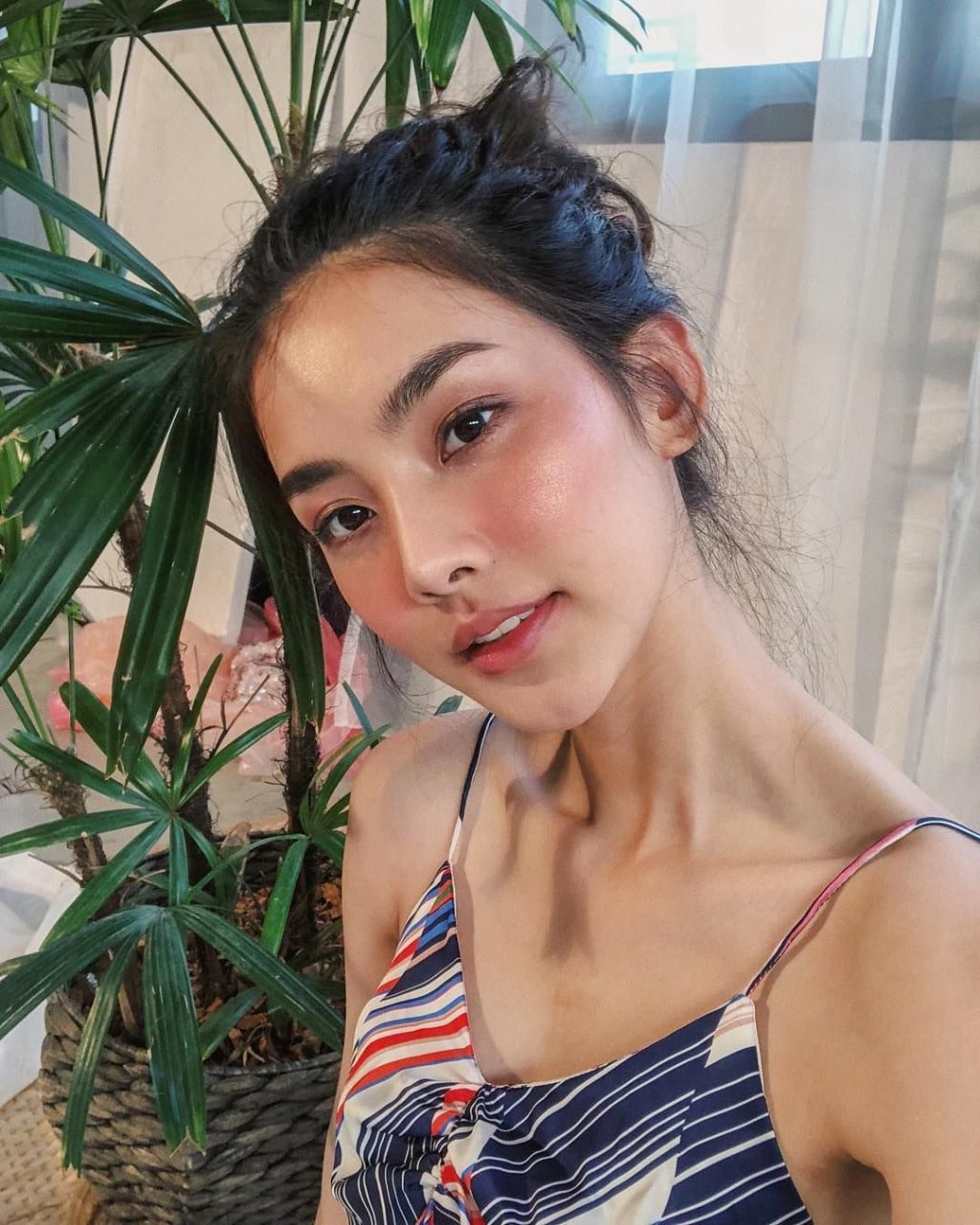 32歳独身女性、旅行、美食が好きで、誠実な人はいつも出会うことができる、LINE:https://t.co/Sbp4MVEYNN