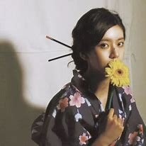 zhzh513021's profile picture. 