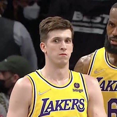 Australian watching NBA from a different time zone 🇦🇺 🏀