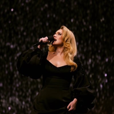 adelesmyqueen Profile Picture