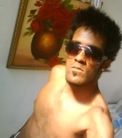 andrecamargosp's profile picture. ache capaz, pense poder, faça por onde... mas se vc tiver o fracasso na sua veia, contente-se com isso