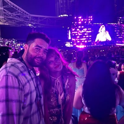 zavradecker's profile picture. Formerly in a green uniform, now I read and listen to Taylor Swift. Pitta-Pitta. He/They