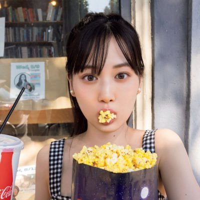 乃木坂46山下美月2nd写真集『ヒロイン』【公式】4月23日発売 乃木坂46山下美月2nd写真集『ヒロイン』【公式】4月23日発売