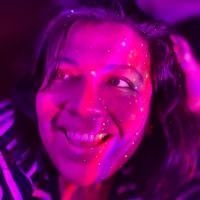 Managing Video Producer, Writer, Photographer 🎥 27 year old (she/her) who loves video games, film, & spreading kindness ✨ Sarcastic Libra ♎️ Nerd 🤓 🇧🇴/🇺🇸