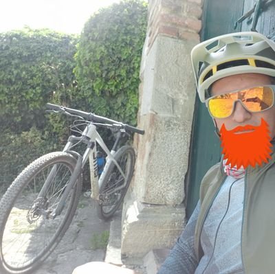 mikimontes2's profile picture. Una vez más la vida me entrega la posibilidad de vivir mi felicidad, @Solyestrellas96 mi vida y mi felicidad!!!!