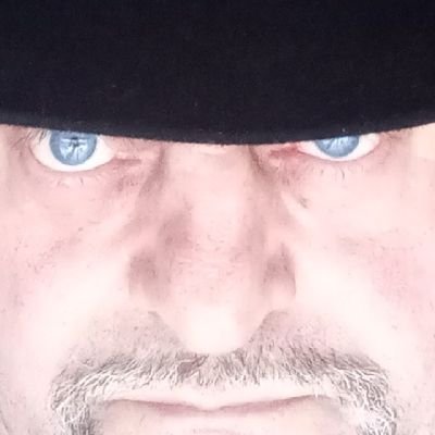 13svitek's profile picture. Zrození 13.2...čestný člověk je jen do doby než se stane politikem...