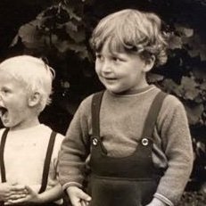 thomas_hallas's profile picture. 